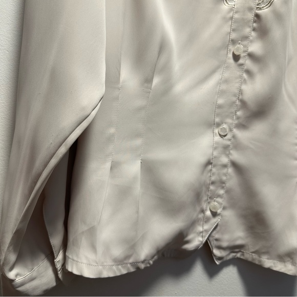 Vintage Satin With Lace Details Blouse - Picture 5 of 6